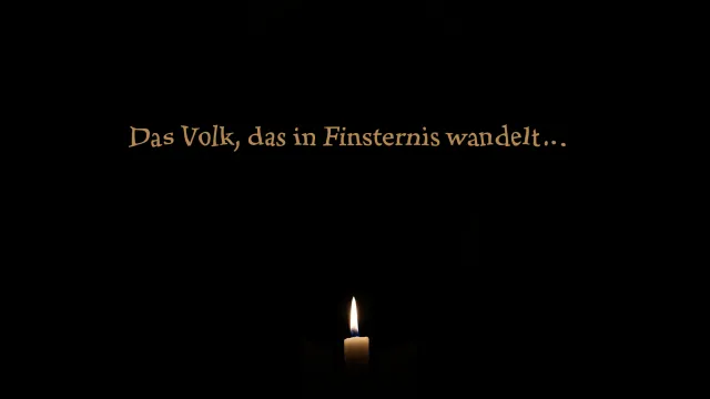 Das Volk das in Finstern (Foto: Leszek Ruszkowski) Das Volk das in Finstern (Foto: Leszek Ruszkowski)