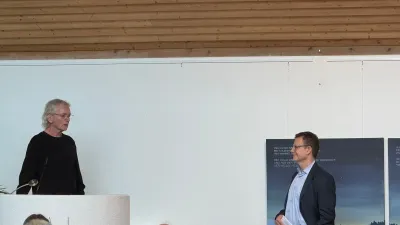 Andreas Fischer im Gespräch mit Viktor Hottinger (Foto: Sergio Ovcharov) Andreas Fischer im Gespräch mit Viktor Hottinger (Foto: Sergio Ovcharov)