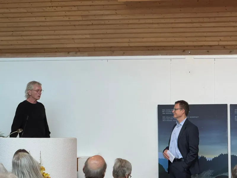 Andreas Fischer im Gespräch mit Viktor Hottinger (Foto: Sergio Ovcharov) Andreas Fischer im Gespräch mit Viktor Hottinger (Foto: Sergio Ovcharov)